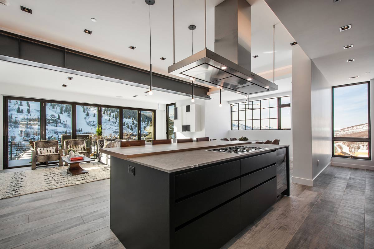 Kitchen_1800x1200_2151440.jpg