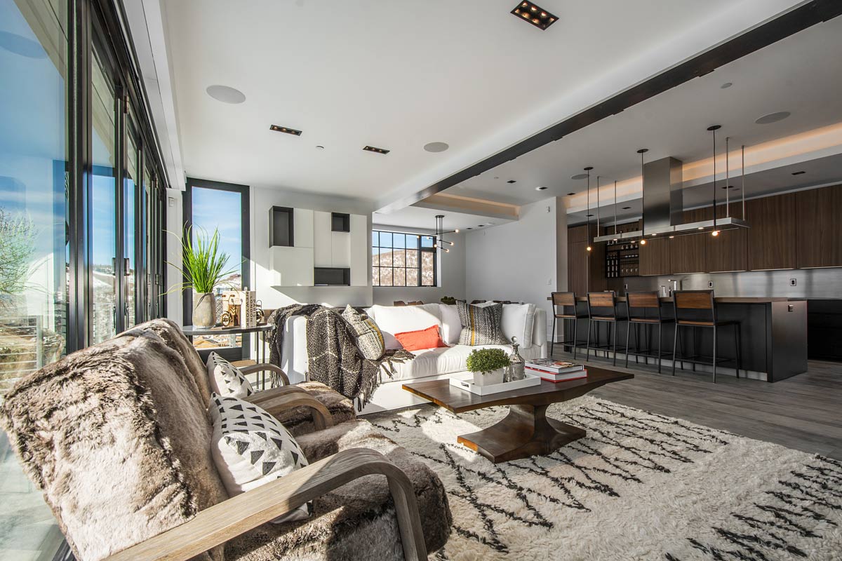 Living-Room_1800x1200_2151465.jpg